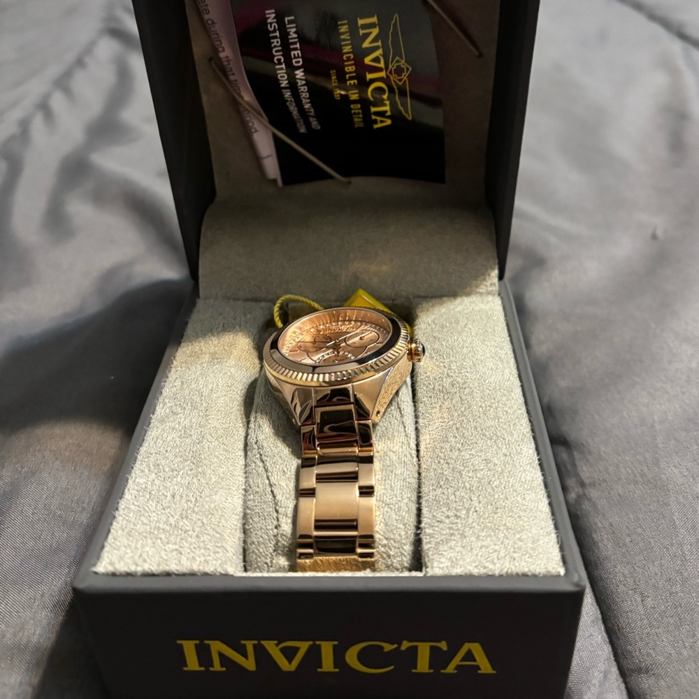 Invicta watch - Picture 1 of 8